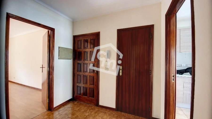 Apartamento T3 para Arrendamento em Pena, Quintã e Vila Cova Foto 22