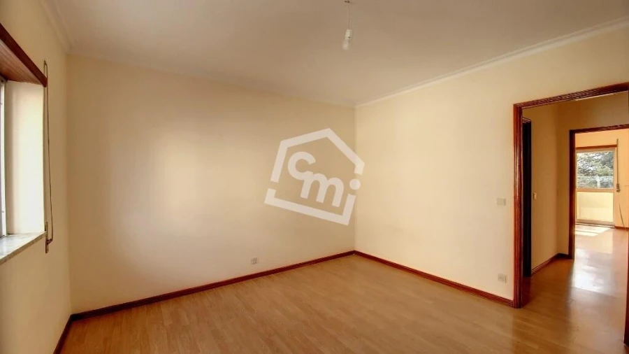 Apartamento T3 para Arrendamento em Pena, Quintã e Vila Cova Foto 18