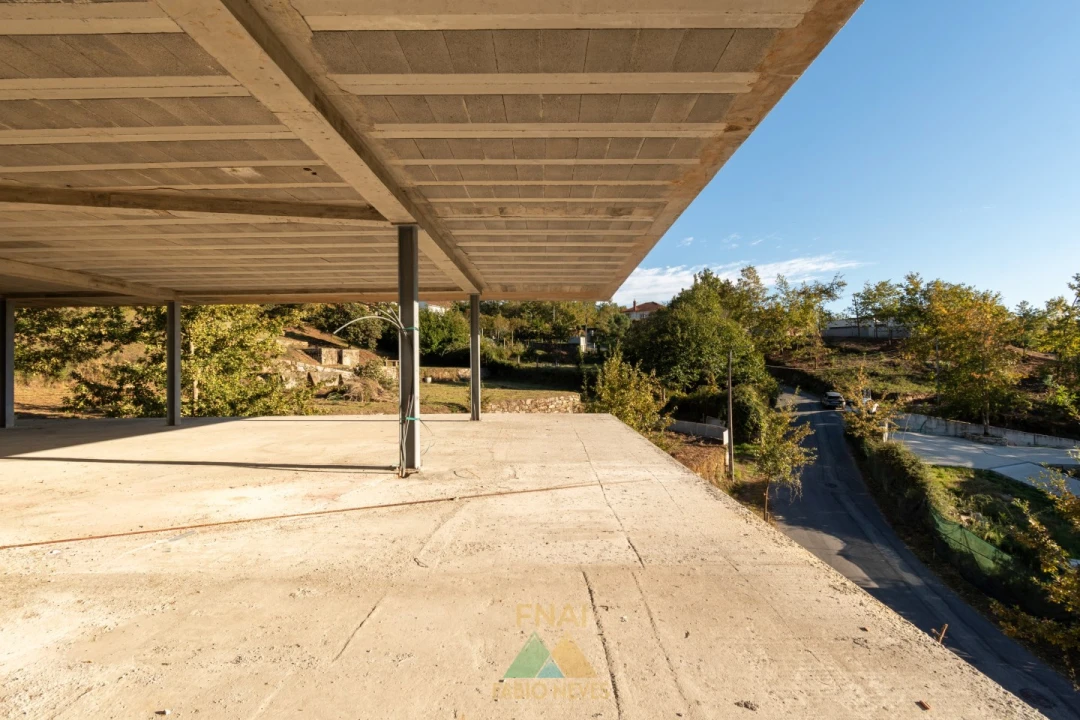 Moradia T3 para Venda em Couto Foto 10
