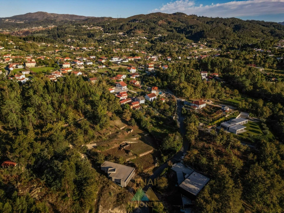 Moradia T3 para Venda em Couto Foto 23