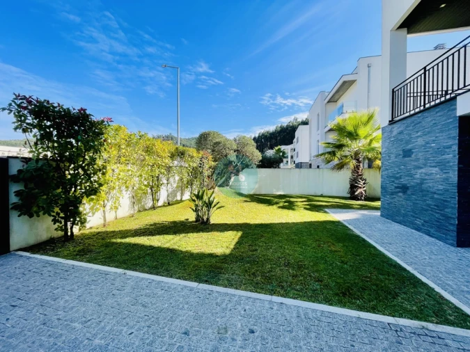 Moradia T4 para Venda em Este (São Pedro e São Mamede) Foto 4