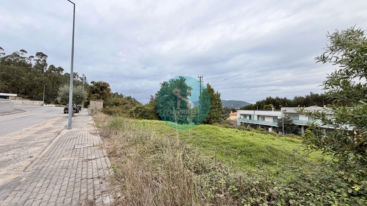 Terreno para Venda em Guisande e Oliveira (São Pedro) Foto 5