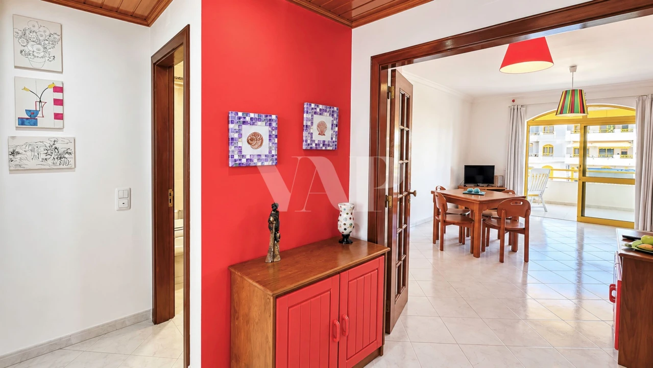 Apartamento T2 para Venda em Quarteira Foto 6