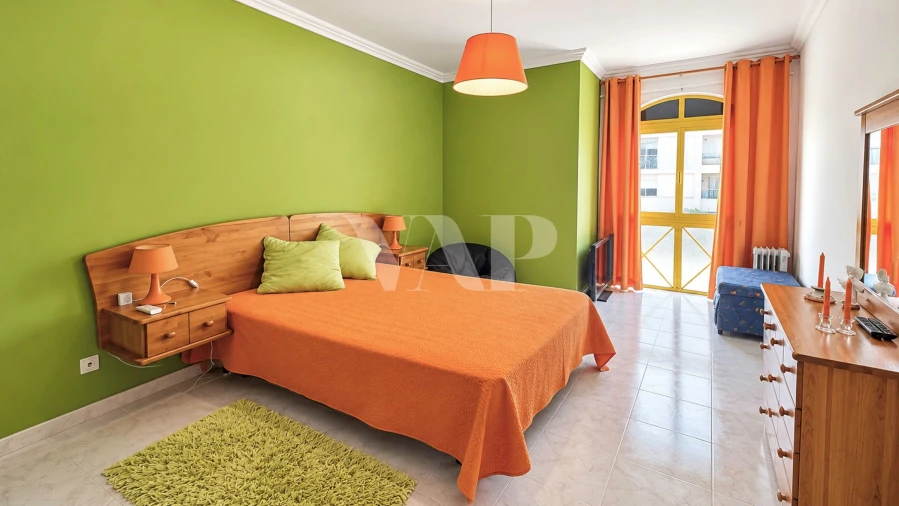 Apartamento T2 para Venda em Quarteira Foto 4
