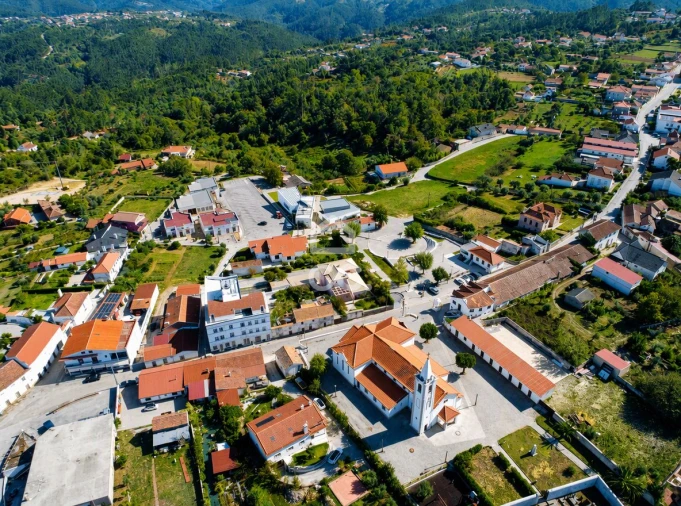 Apartamento T2 para Venda em Alvaiázere Foto 30