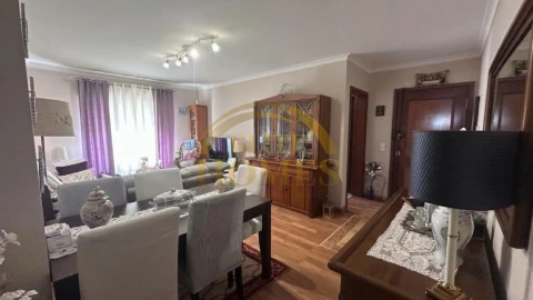 Apartamento T3 para Venda em Alfragide