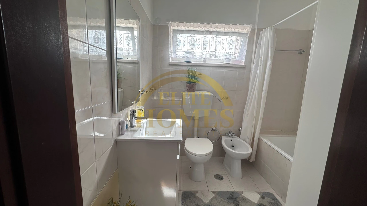 Apartamento T3 para Venda em Alfragide Foto 27
