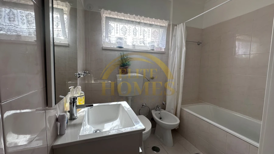 Apartamento T3 para Venda em Alfragide Foto 28