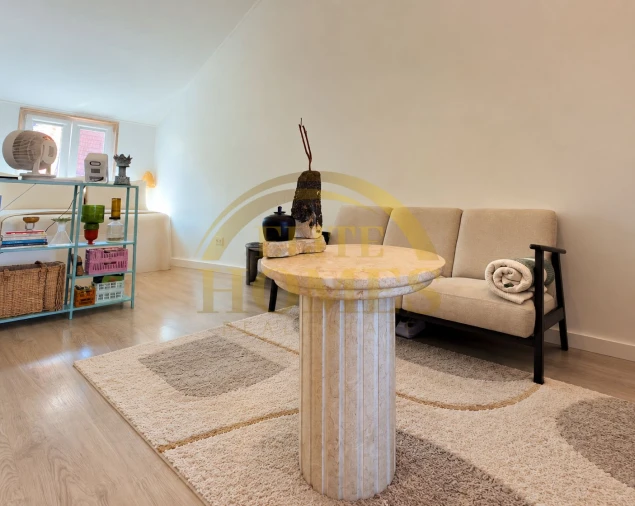 Apartamento T1 para Venda em Misericórdia Foto 2