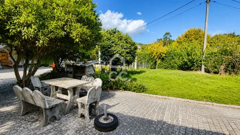 Moradia T6 para Venda em Regilde