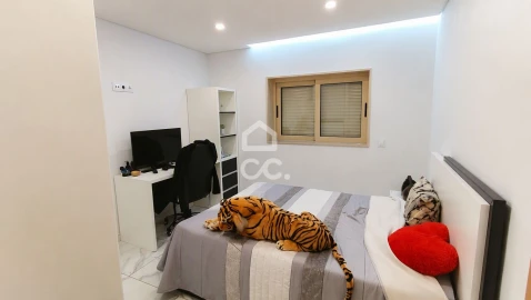 Moradia T6 para Venda em Regilde