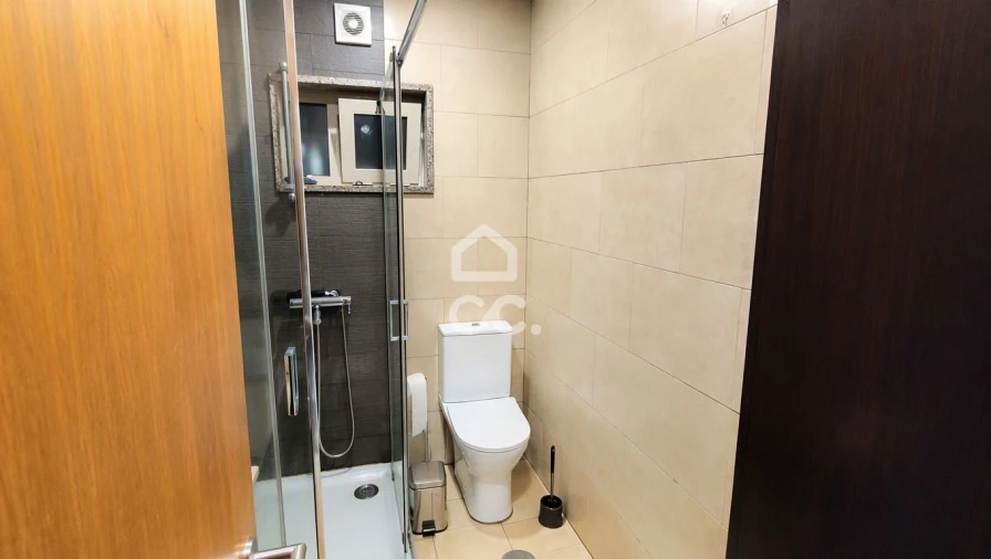 Moradia T6 para Venda em Regilde Foto 22