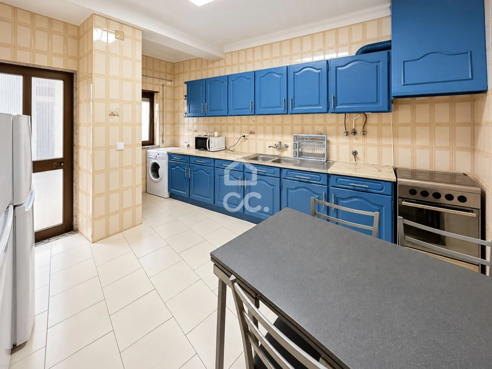 Apartamento T2 para Venda em Caldas da Rainha - Santo Onofre e Serra do Bouro Foto 1