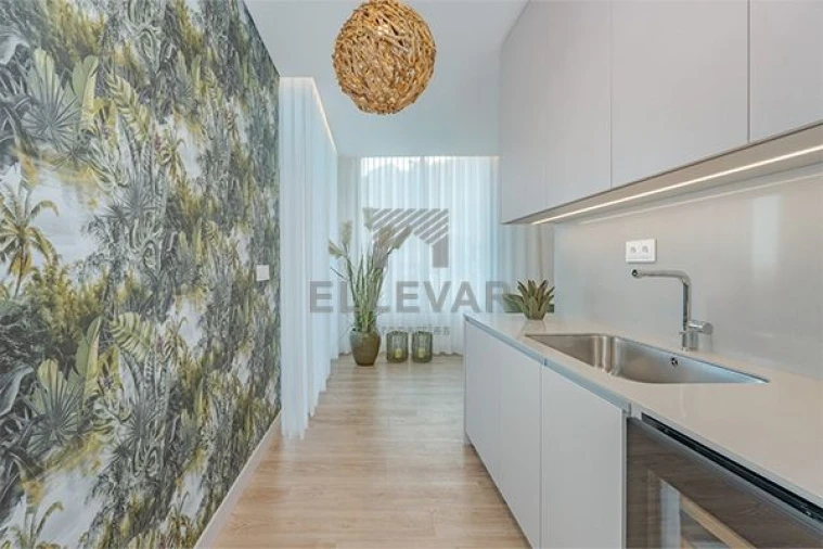 Apartamento T2 para Arrendamento em Calheta Foto 4