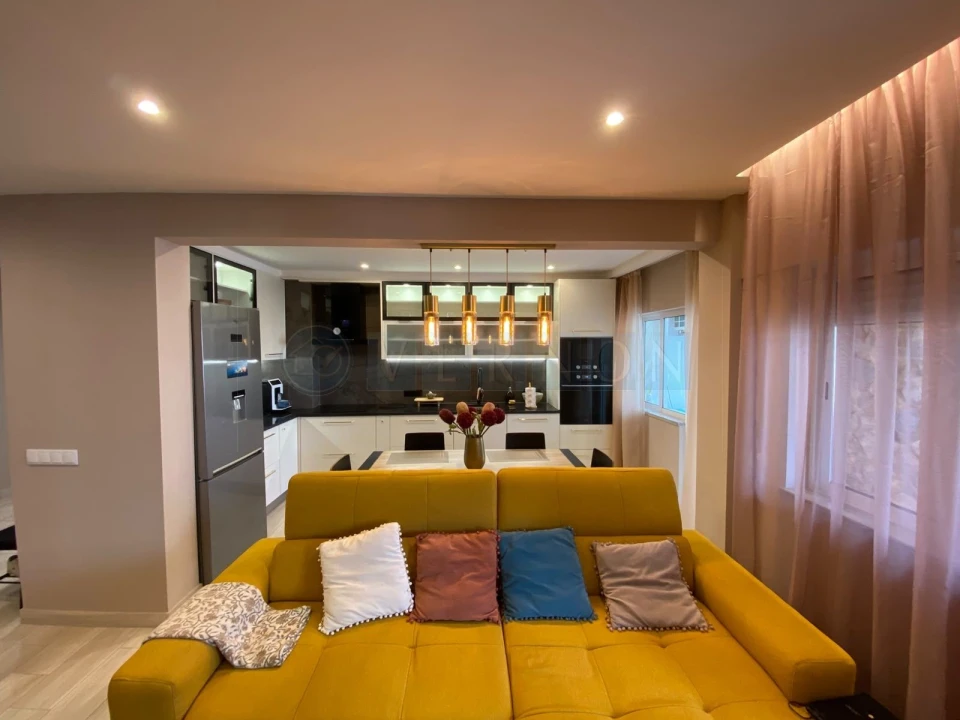 Apartamento T2 para Venda em Portimão Foto 13