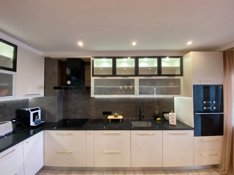 Apartamento T2 para Venda em Portimão Foto 2