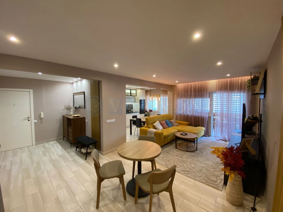 Apartamento T2 para Venda em Portimão Foto 1