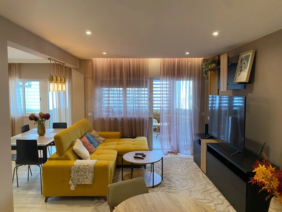 Apartamento T2 para Venda em Portimão Foto 8