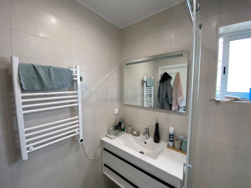 Apartamento T2 para Venda em Portimão Foto 22