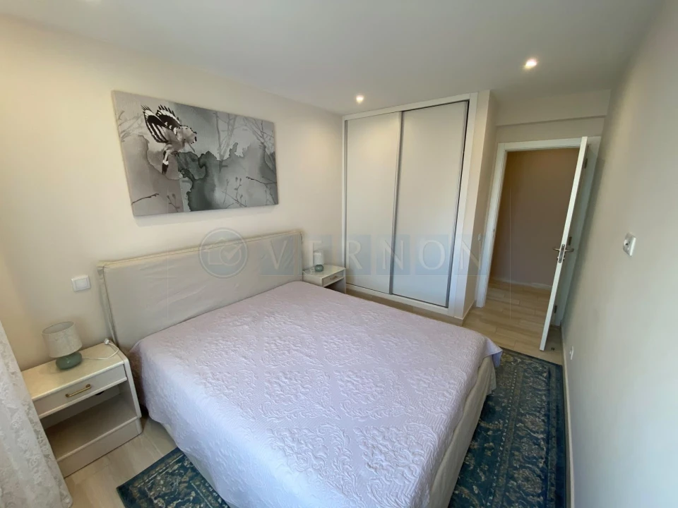 Apartamento T2 para Venda em Portimão Foto 3
