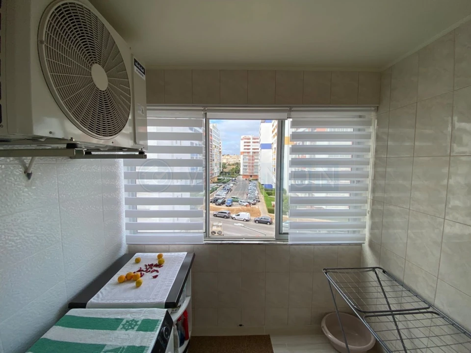 Apartamento T2 para Venda em Portimão Foto 12