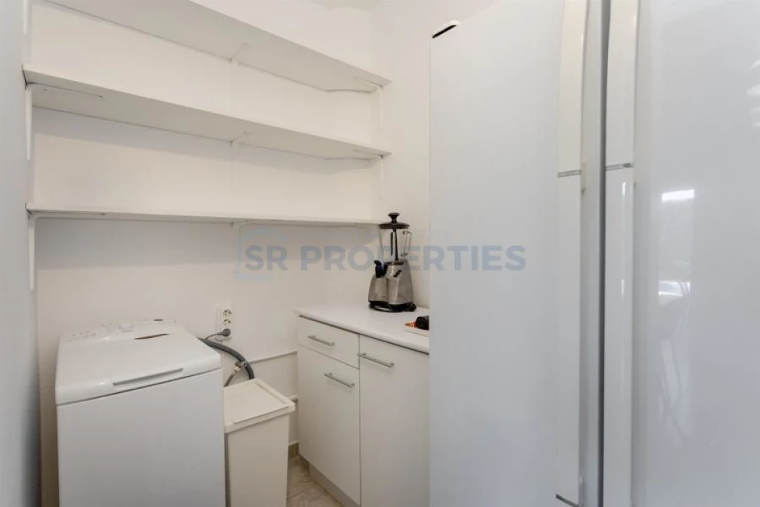Moradia T4 para Venda em Guia Foto 9