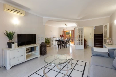 Moradia T4 para Venda em Guia