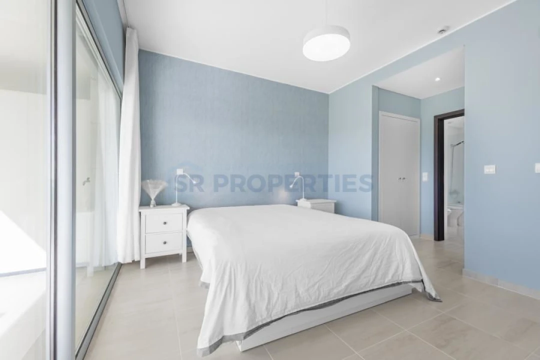 Apartamento T2 para Venda em Quarteira Foto 35