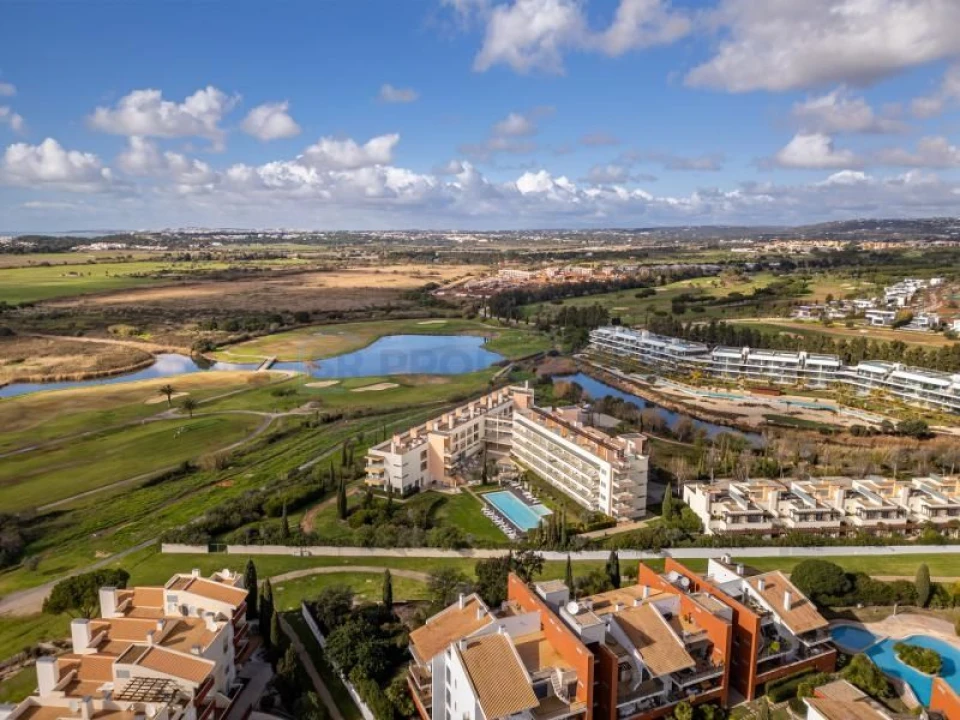 Apartamento T2 para Venda em Quarteira Foto 7
