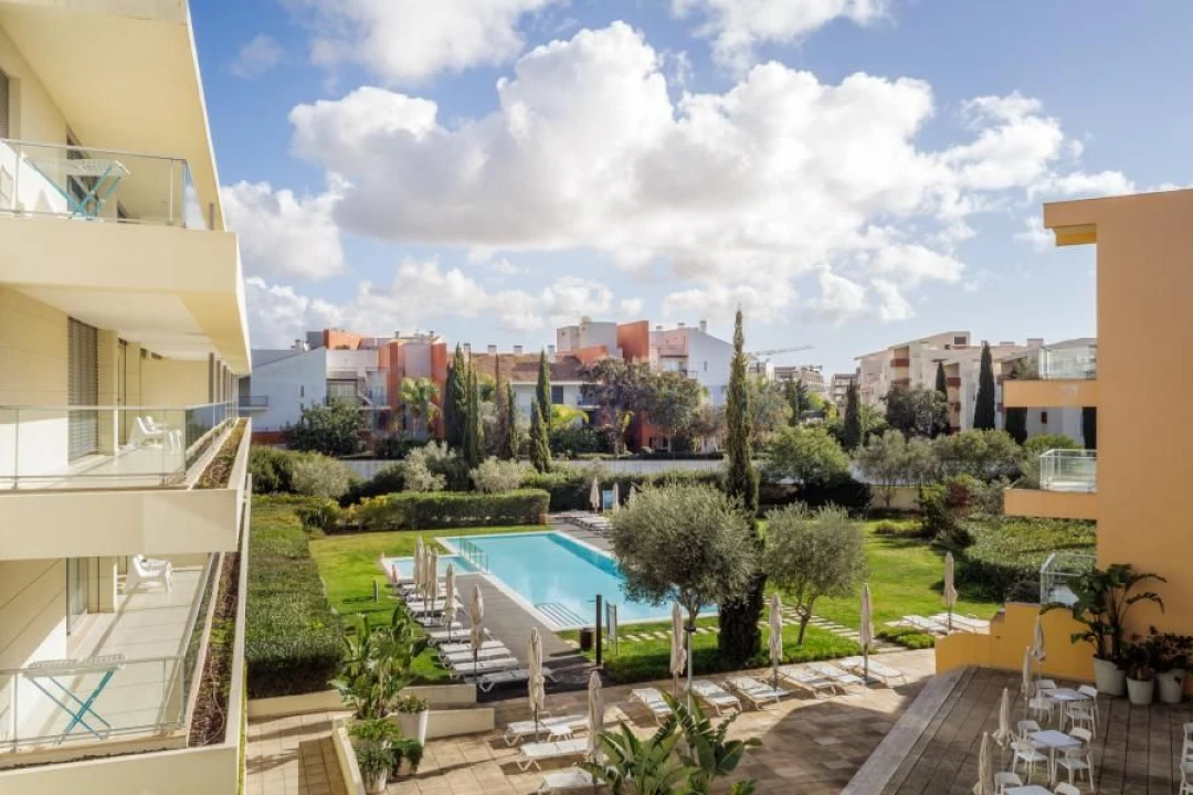Apartamento T2 para Venda em Quarteira Foto 6