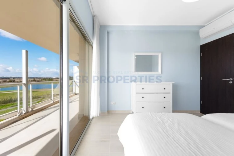 Apartamento T2 para Venda em Quarteira Foto 31