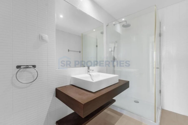Apartamento T2 para Venda em Quarteira Foto 28