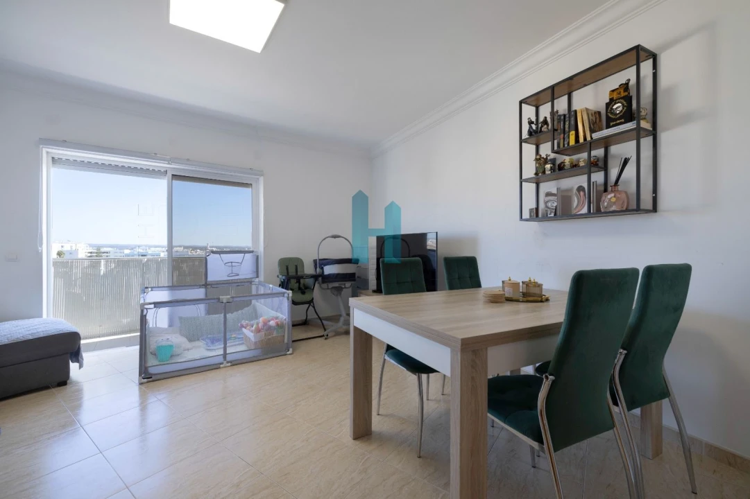 Apartamento T2 para Venda em Portimão Foto 2