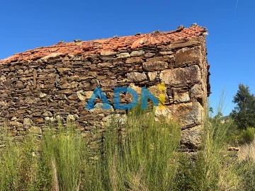 Terreno para Venda em Estreito-Vilar Barroco