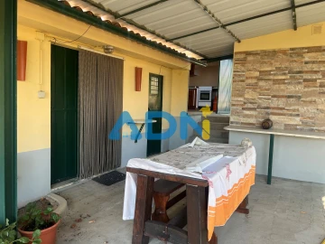 Quinta T1 para Venda em Póvoa de Rio de Moinhos e Cafede