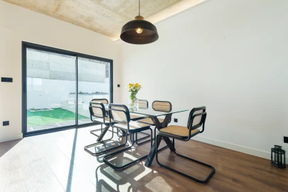 Moradia T3 para Venda em Oeiras e São Julião da Barra, Paço de Arcos e Caxias