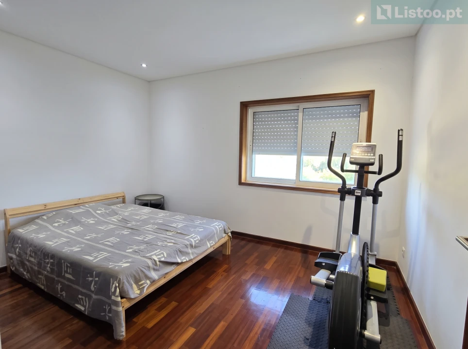 Apartamento T3 para Venda em Arcozelo Foto 8