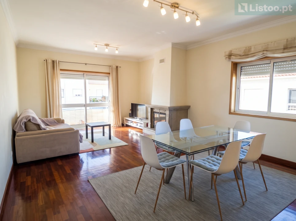 Apartamento T3 para Venda em Arcozelo Foto 11