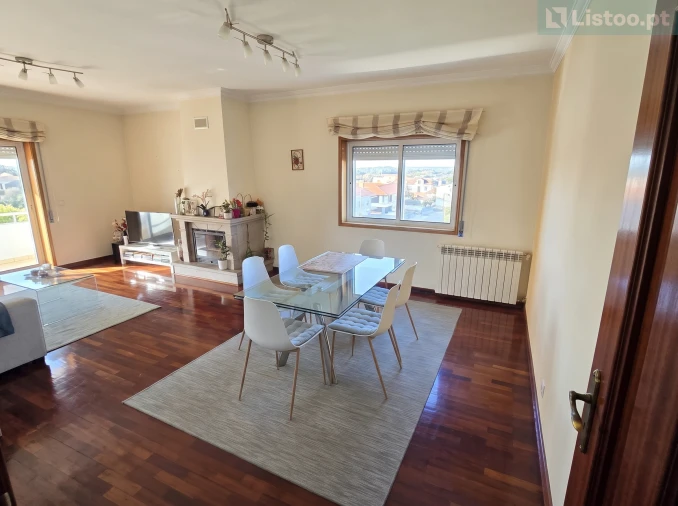 Apartamento T3 para Venda em Arcozelo Foto 10