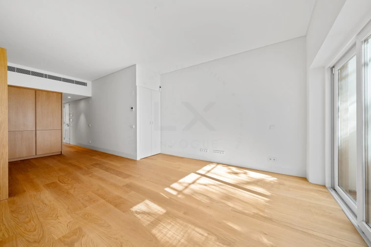 Apartamento T1 para Venda em Santo António Foto 8