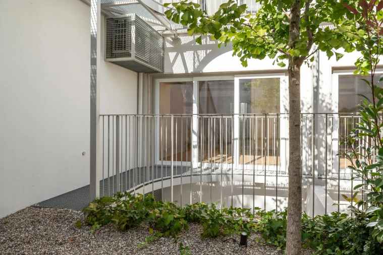 Apartamento T1 para Venda em Santo António Foto 21