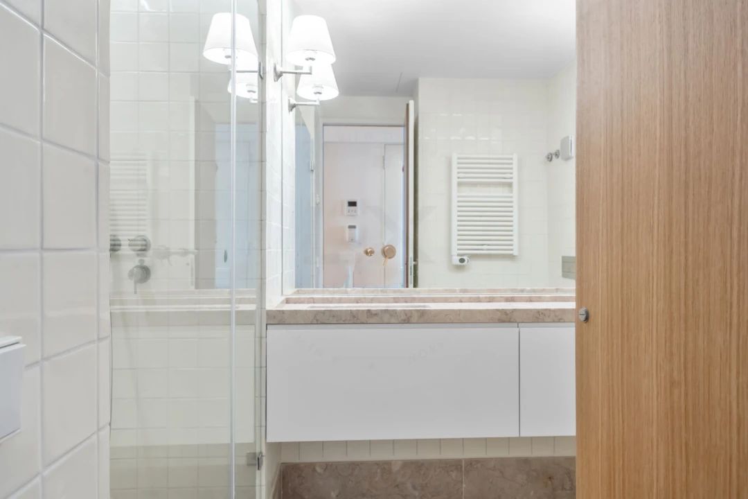Apartamento T1 para Venda em Santo António Foto 14