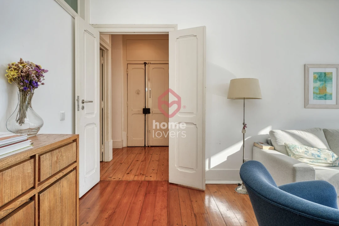 Apartamento T4 para Venda em Algés, Linda-A-Velha e Cruz Quebrada-Dafundo Foto 3