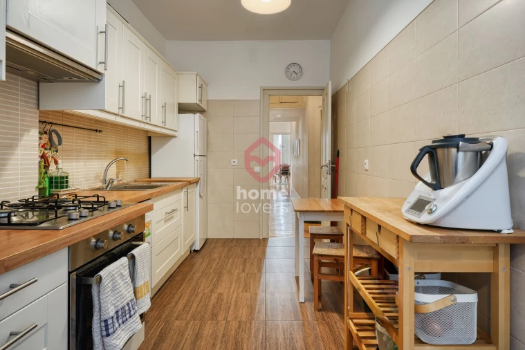 Apartamento T4 para Venda em Algés, Linda-A-Velha e Cruz Quebrada-Dafundo Foto 12