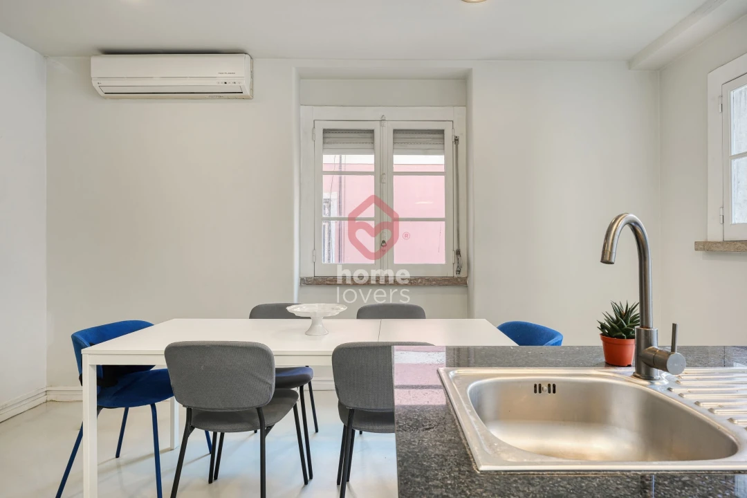 Apartamento T2 para Venda em Santo António Foto 15