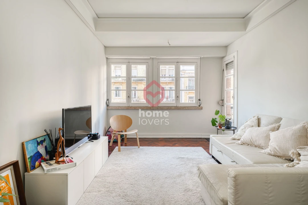 Apartamento T2 para Venda em Santo António Foto 1