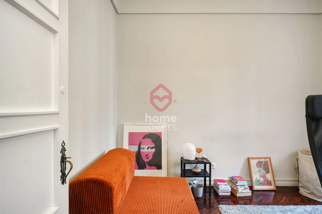 Apartamento T2 para Venda em Santo António Foto 22