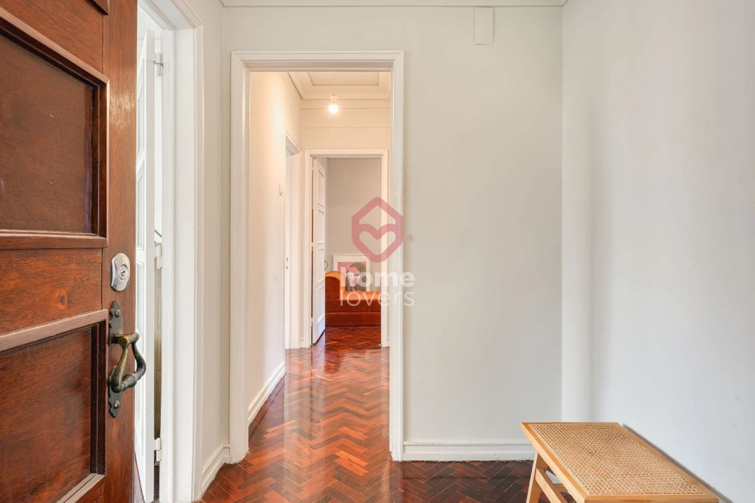 Apartamento T2 para Venda em Santo António Foto 24