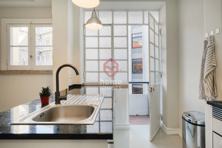 Apartamento T2 para Venda em Santo António Foto 14