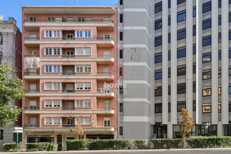 Apartamento T2 para Venda em Santo António Foto 28